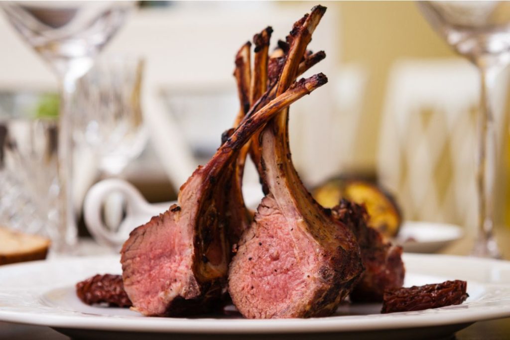 Carré d'agneau aux herbes de Provence