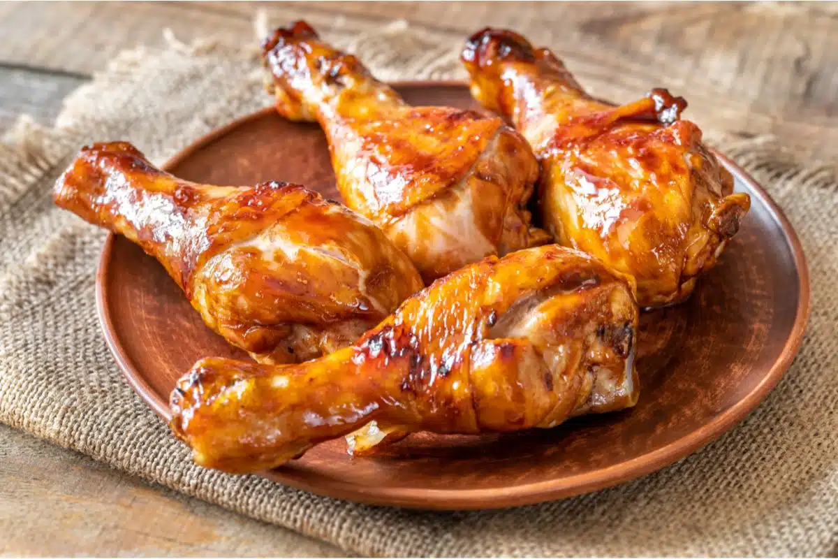 Pilons de canard laqués