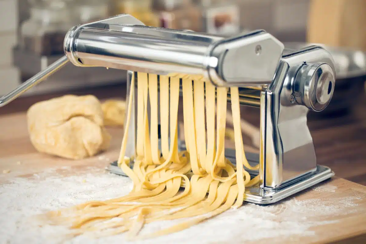 Spaghettis aux anchois et aux câpres