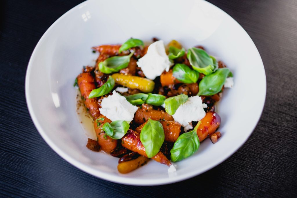 Les meilleures carottes au monde avec miel et bacon maison